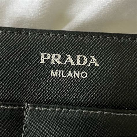 prada staff discount